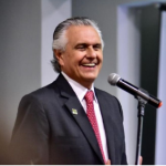 Governador Ronaldo Caiado expõe problemas e soluções do estado durante almoço com radialistas e blogueiros
