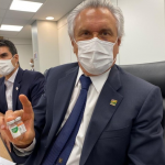 “Não vou trocar vida por voto”, diz Caiado ao anunciar pacote de medidas para combate aos efeitos da pandemia